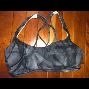 Lululemon free to be zen bra